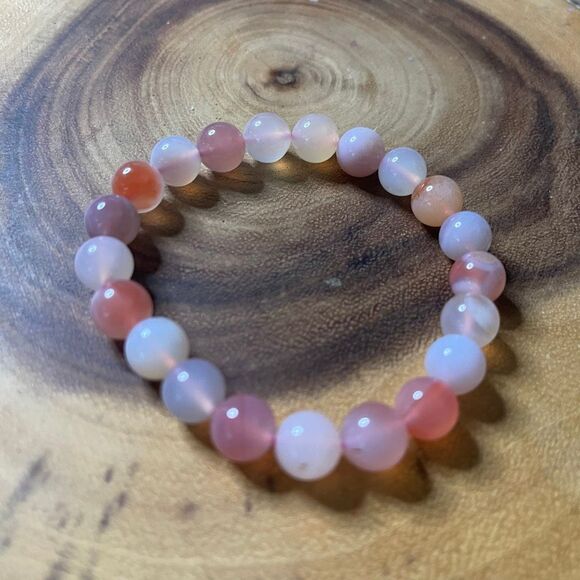 Yuan yuan Agate bracelet striped layers light rainbow colors stretch 10mm 7.5” n - Picture 5 of 10